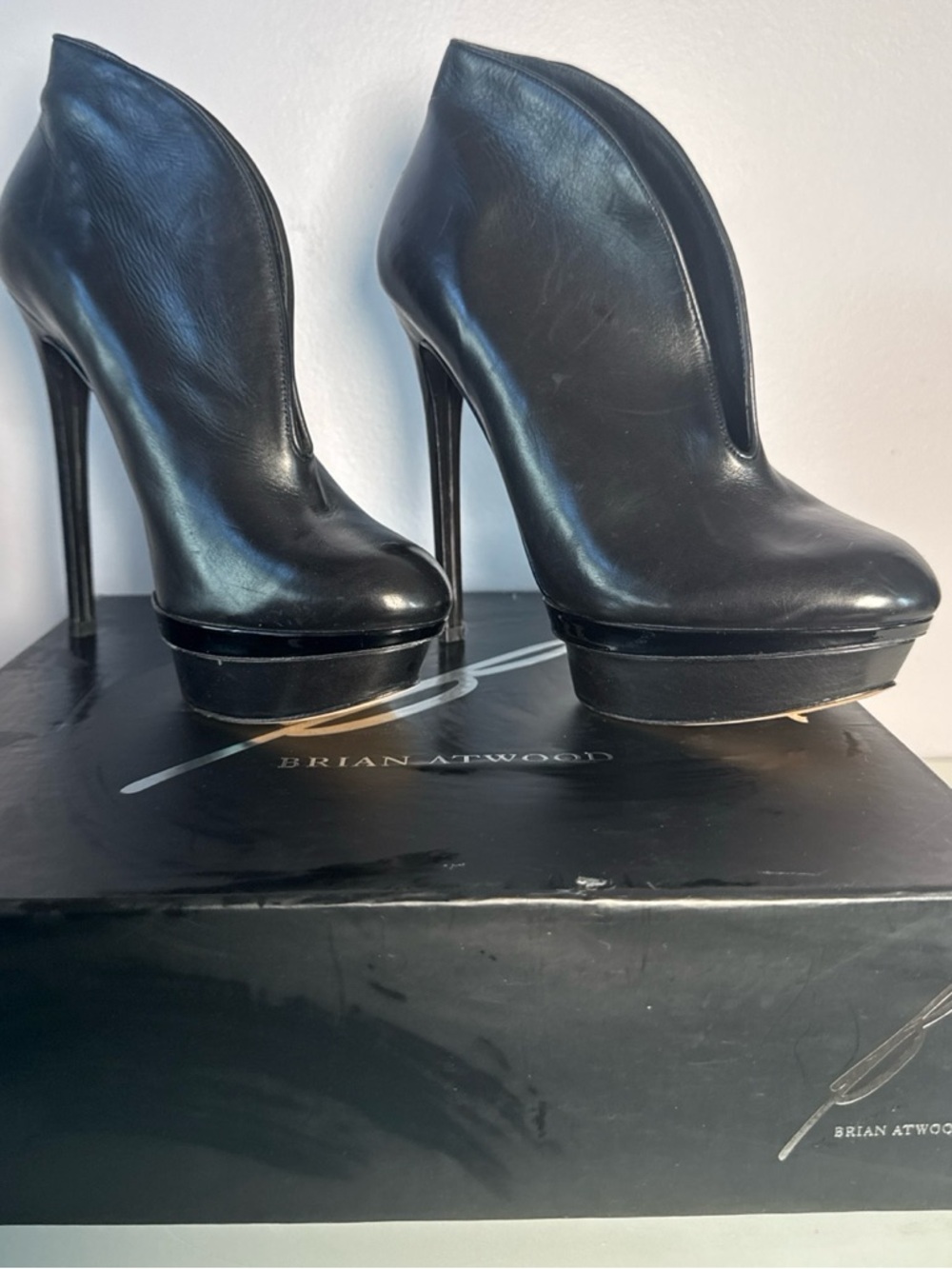 Brian Atwood Fortosa Black Leather Platform Stiletto Booties Sz 8.5M Worn Once